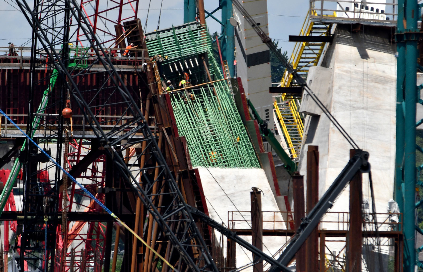 Interstate 74 bridge construction update
